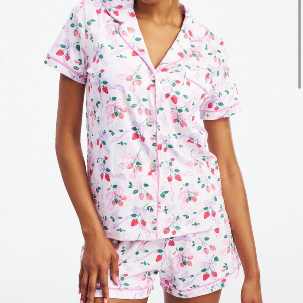 Roller Rabbit strawberry bows Women's Pajama Set